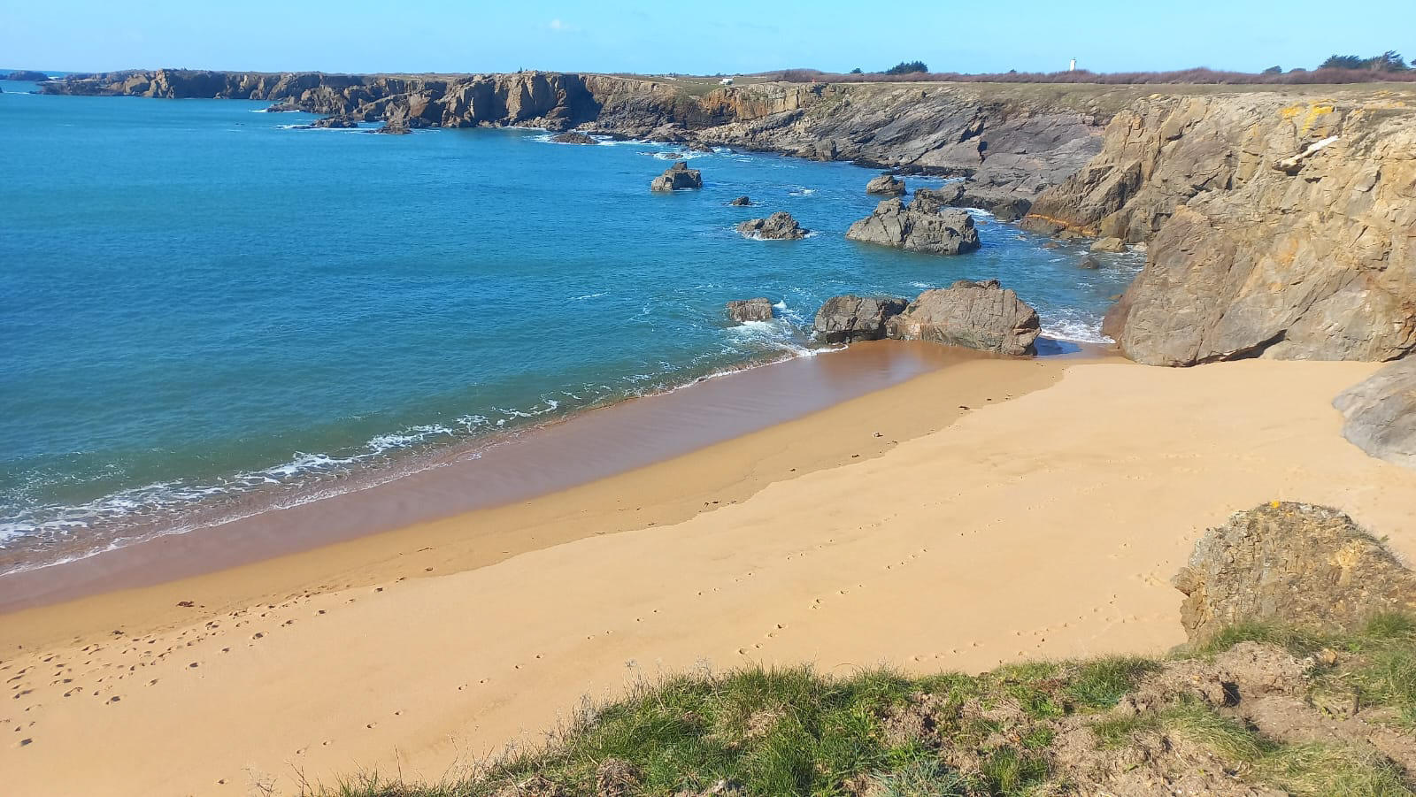 Plage des Sable Rouis